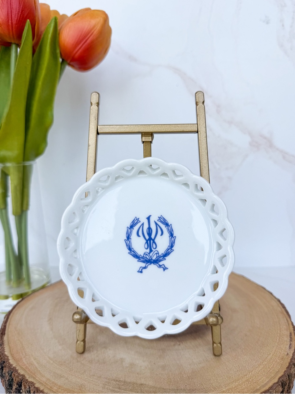 Vintage Colonial Williamsburg Petite Lace Edge Ceramic Trinket Dish Blue & White